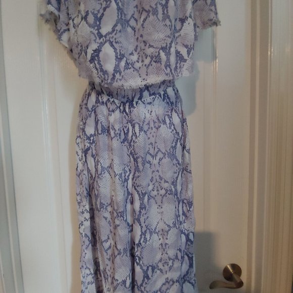 Elan Grey Snakeskin Pattern Sleeveless Wide Leg Jumpsuit Medium - Picture 3 of 12